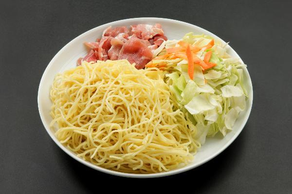 焼きそば（豚小間･ｶｯﾄ野菜入）　2人前